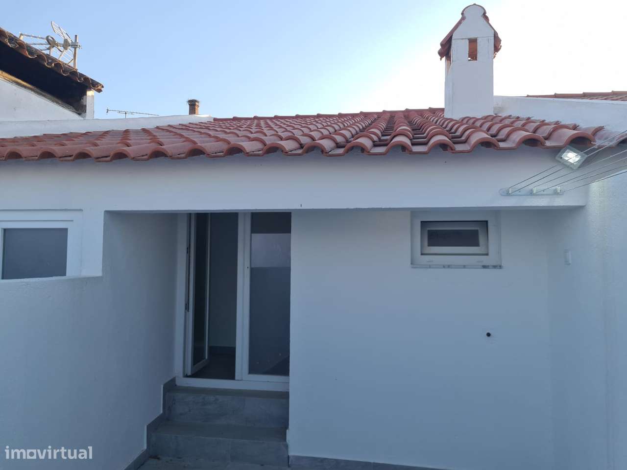 Moradia T3 Renovada Niza - Com Quintal-29