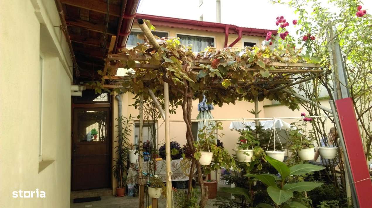 Vila 10 camere | Curte| Vitan | Metrou| Mihai Bravu 10' - Imagine principală: 3/19