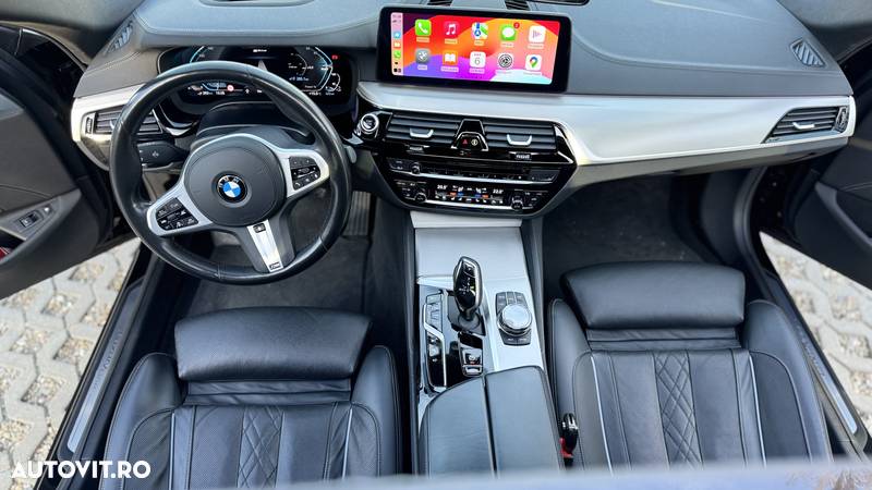 BMW Seria 5 530e - 37