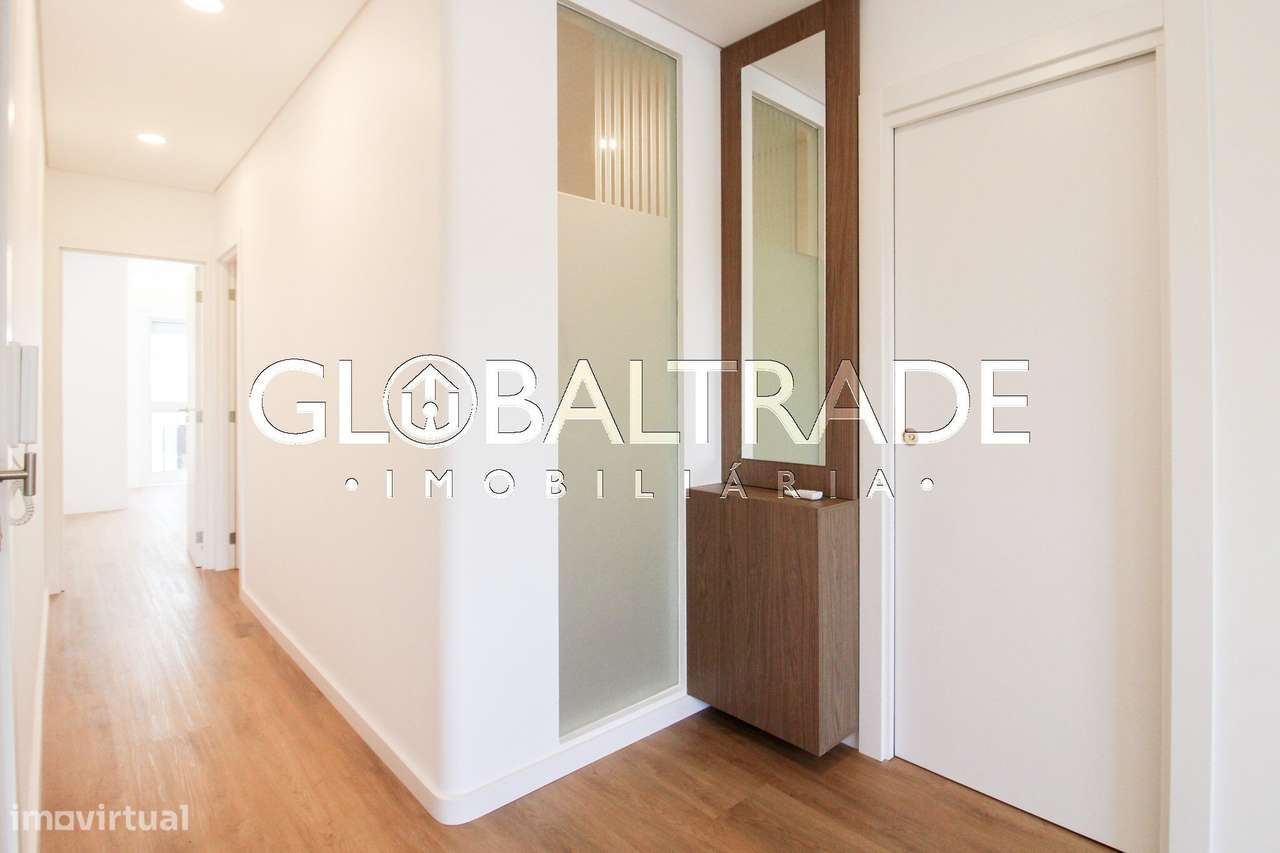Apartamento T2 Renovado em Leça do Balio-15