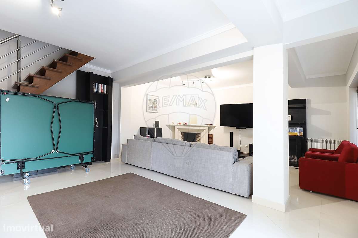 Moradia T6 para venda-40