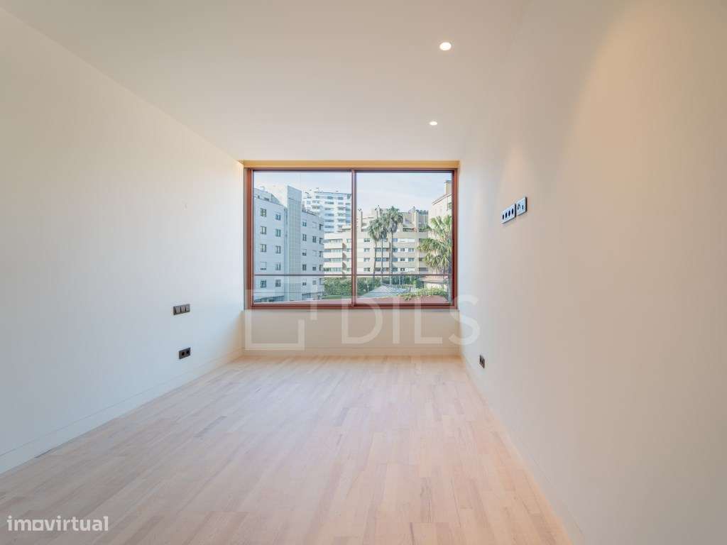 Apartamento T4+1 na Foz, Porto-34