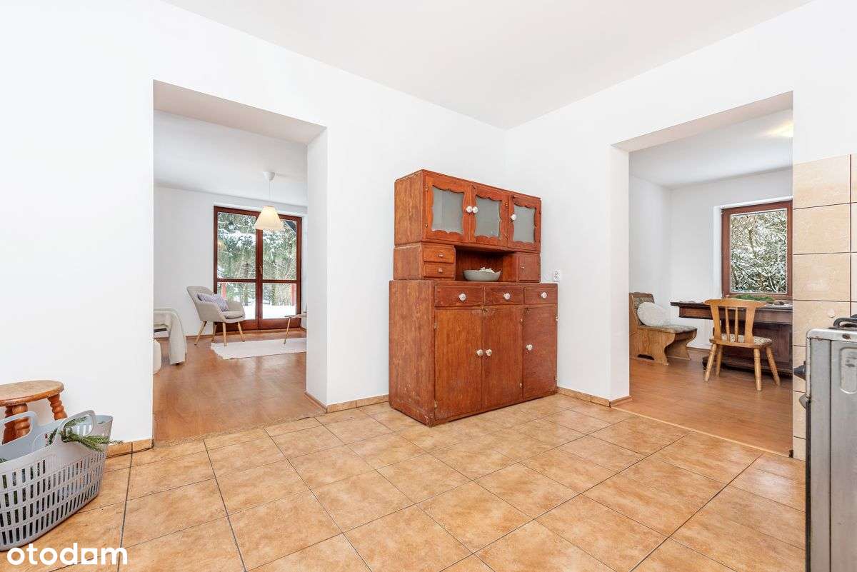 Dom jednorodzinny 138m, 6 pokoi z dużym tarasemm.-19