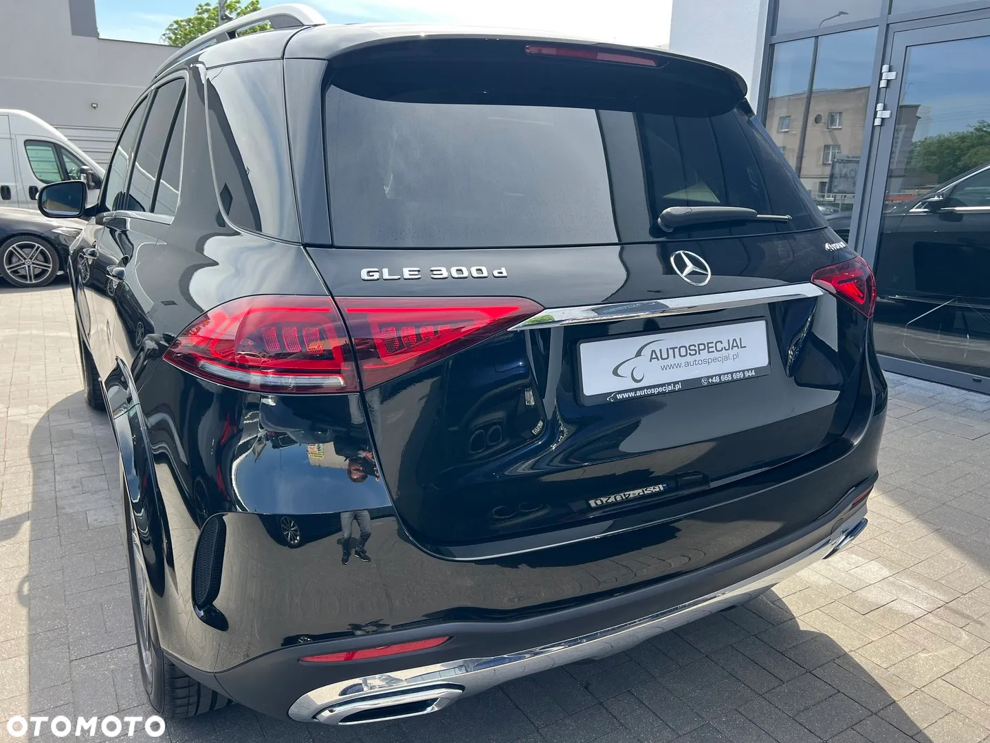 Mercedes-Benz GLE 300 d 4-Matic - 10