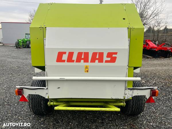 Claas Rollant 240 - 6