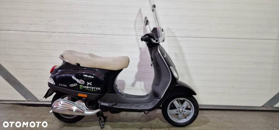 Piaggio Vespa - 3