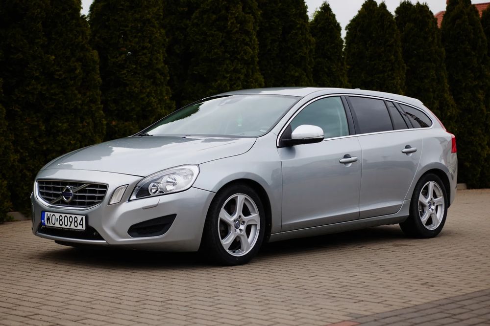 Volvo V60 I D4 Geartronic RDesign 2012