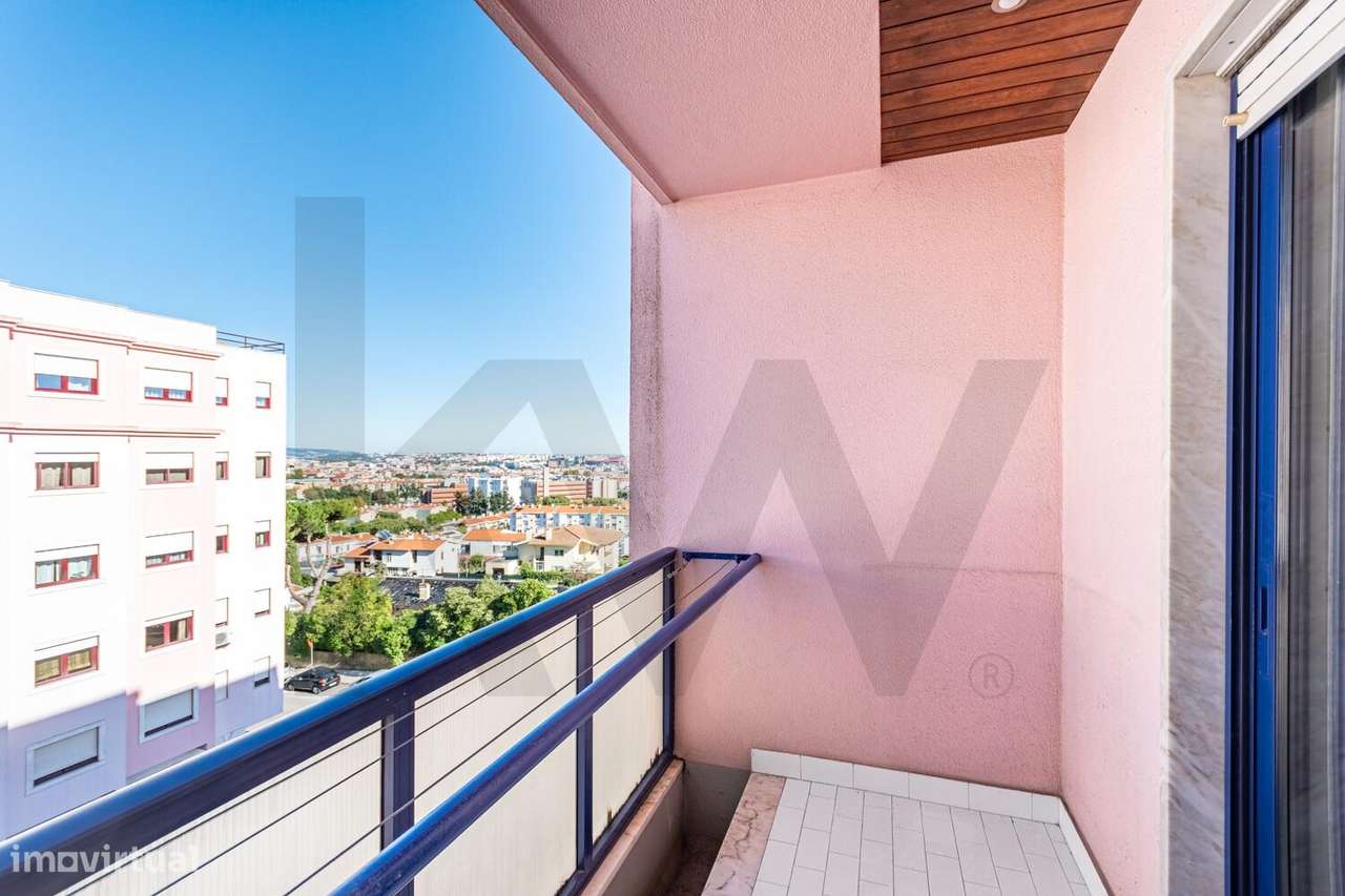 EXCELENTE T3 | PARCIALMENTE RENOVADO | QUINTA GRANDE - Av. dos Moinhos-32