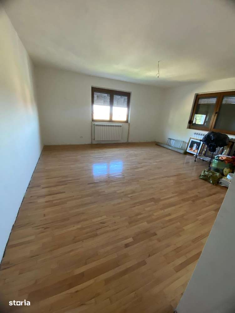 De vanzare casa mobilata si utilata cu 1500 mp teren,Magura Farbe-8