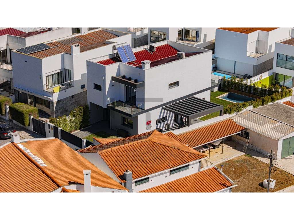 Fantástica Moradia Isolada Moderna T3 com Piscina Privada para Vend... - Grande imagem: 4/59