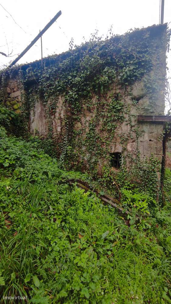 Casa em Pedra junto a Riacho em Travanca, Oliveira Azeméis - Exlusivo - Grande imagem: 3/18