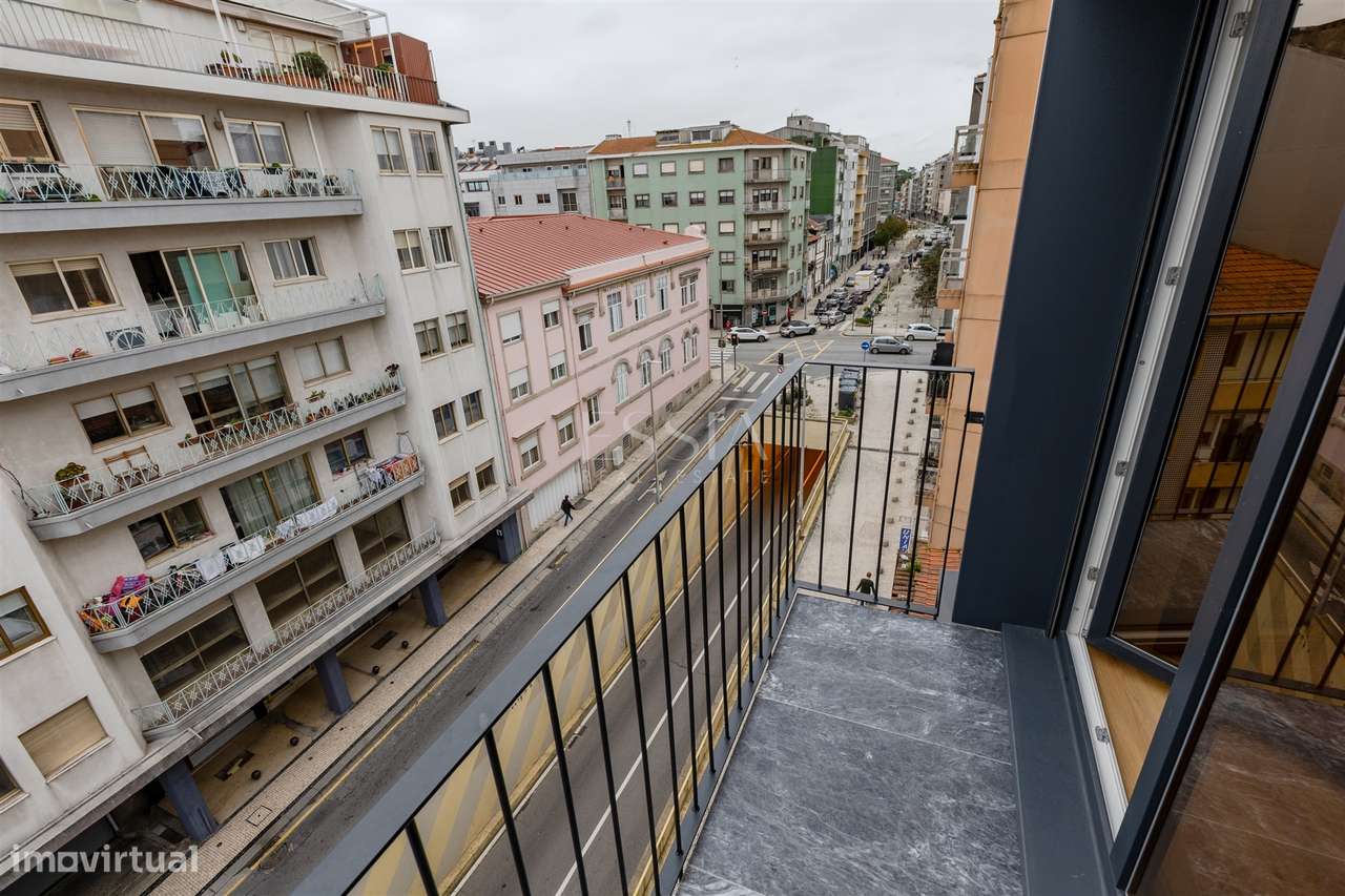 T1 com 2 Varandas Centro Porto | T1 Novo Faria Guimarães | City On-12