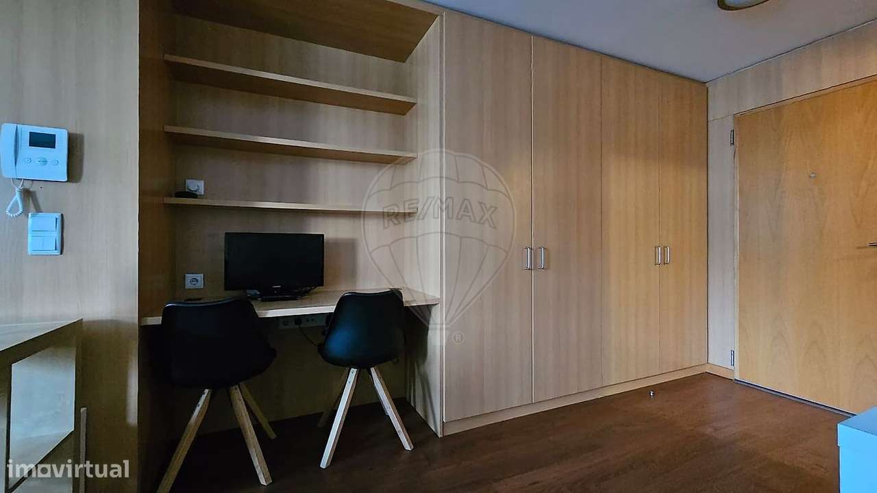 Estúdio T0 para arrendamento - Grande imagem: 3/16