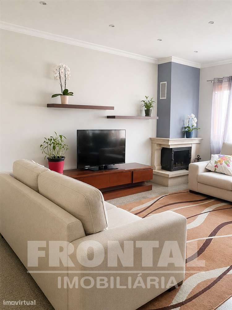 Moradia T3 | Conforto Habitacional e Excelente Localização-0
