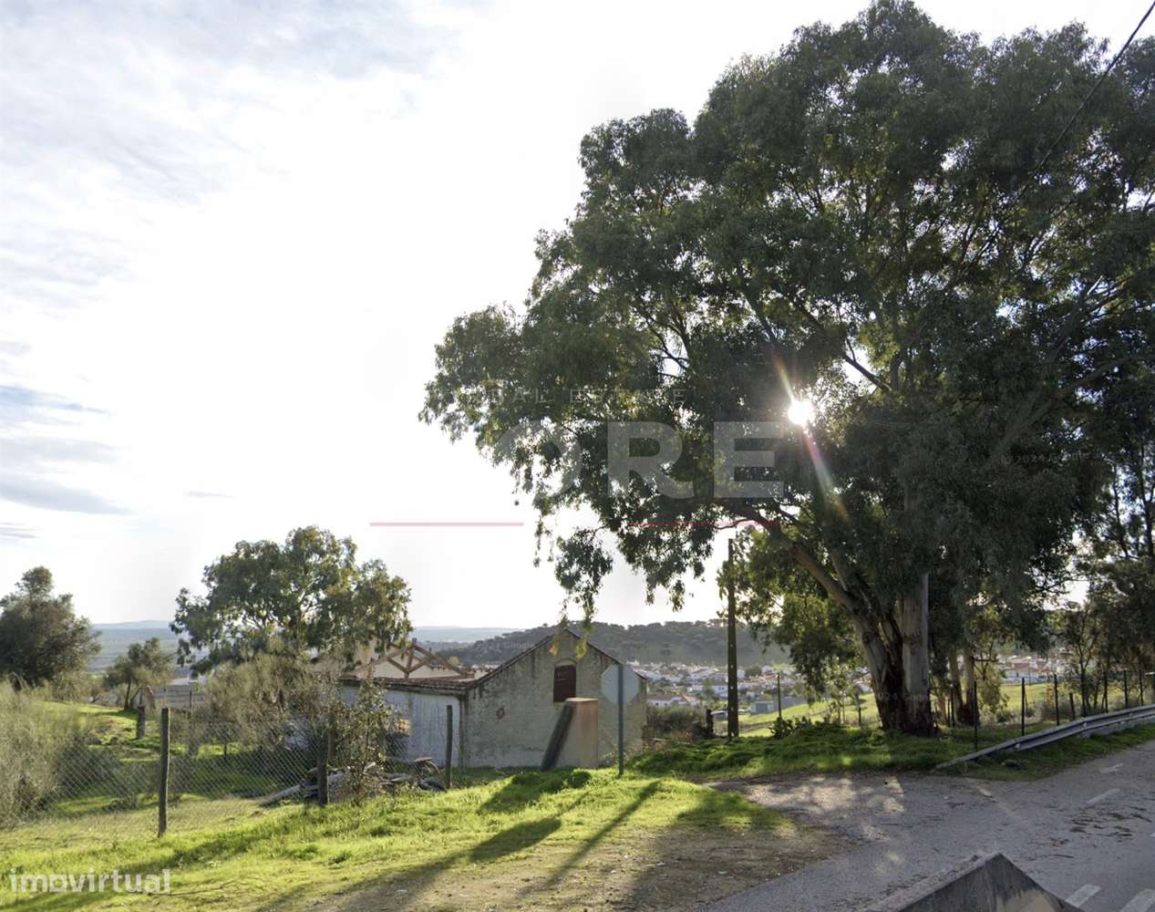 Lote terreno com moradia para recuperar - Arraiolos-5