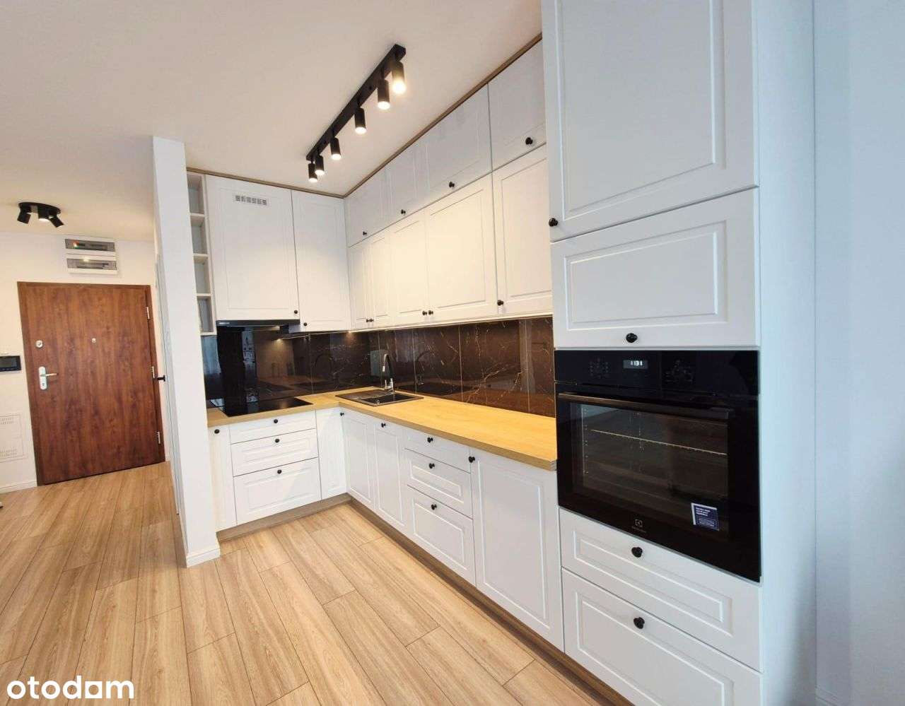 Okazja!Przestronne, komfortowe, nigdy nie zamieszk - Pełny obrazek: 4/10