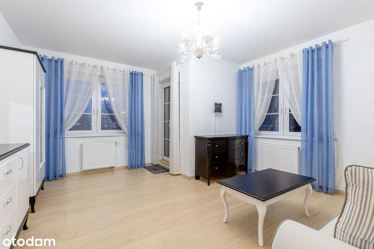 Urocze, trzypokojowe z balkonem .-0