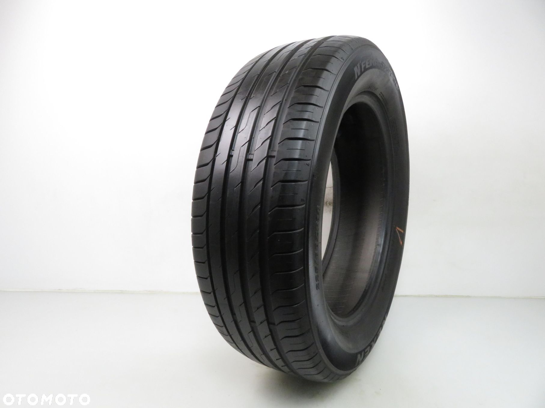 225/60R18 OPONA LETNIA Nexen N'Fera Sport SUV 100W - 1