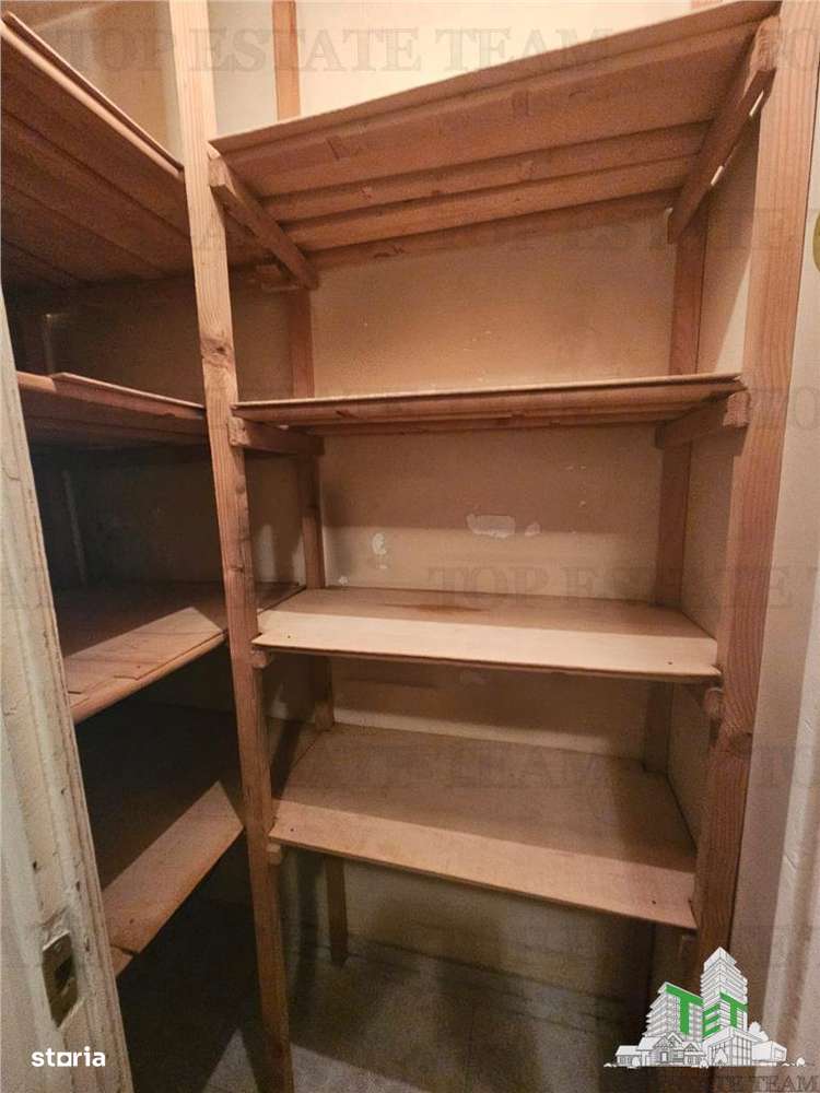 Apartament 3 camere centrala proprie Pajurametrou Jiului-3