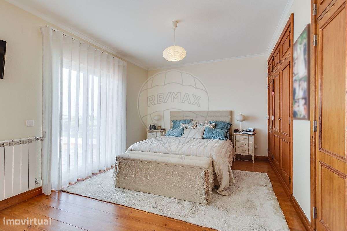 Moradia T5 para venda-16