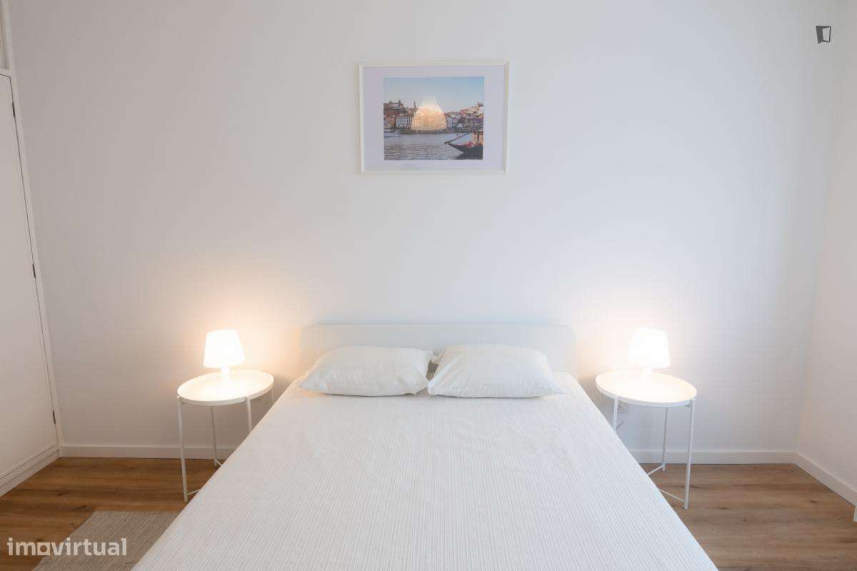 Quarto - localizado em Vila nova de gaia - Grande imagem: 4/10