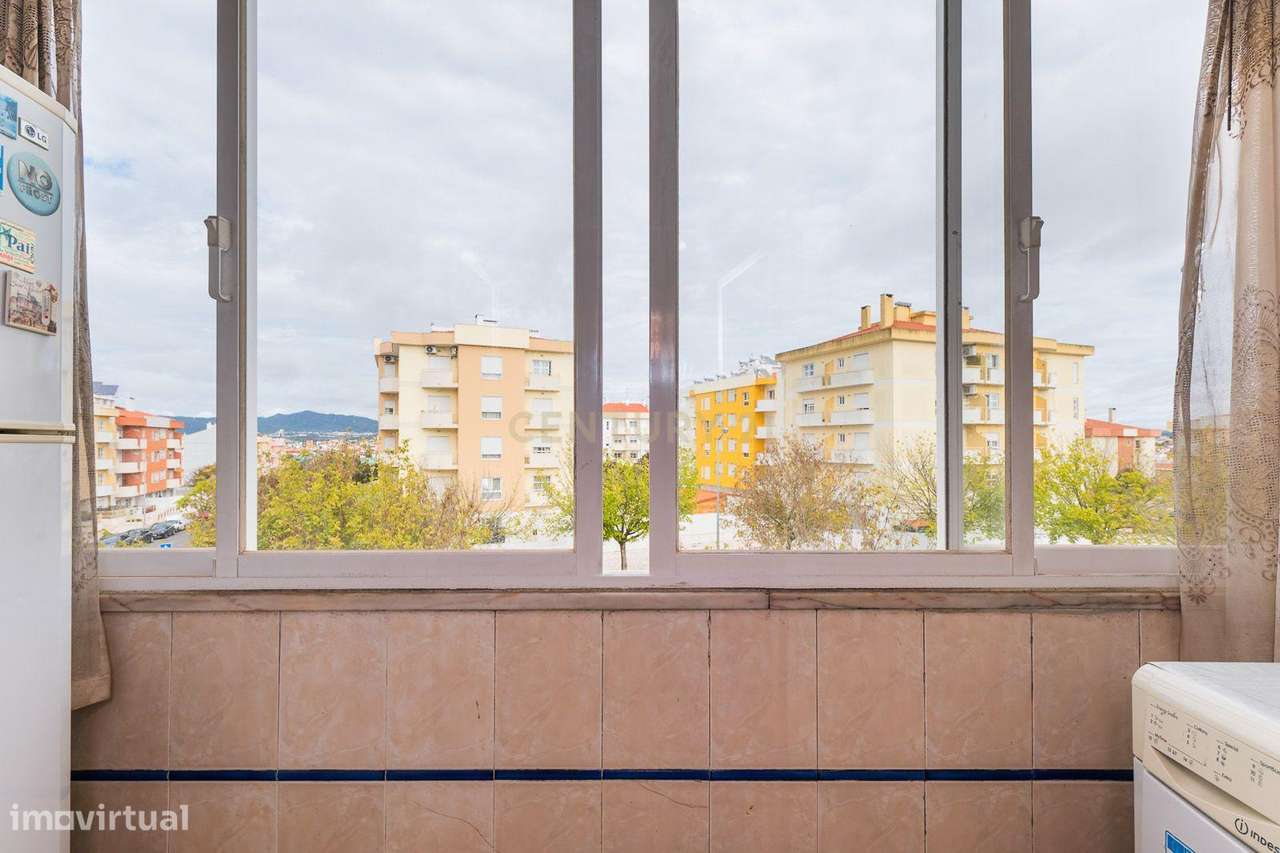 Apartamento T3 c/Box | Matarraque-11