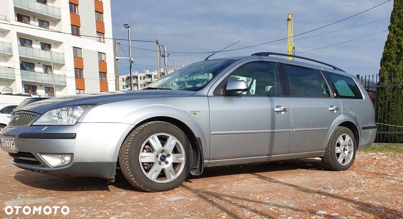 Ford Mondeo 2.0 Ghia Executive - 1