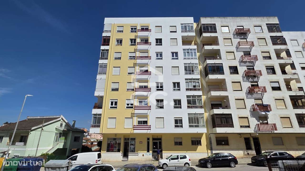 Apartamento T3 com Vista Cidade em Agualva e Mira-Sintra-20