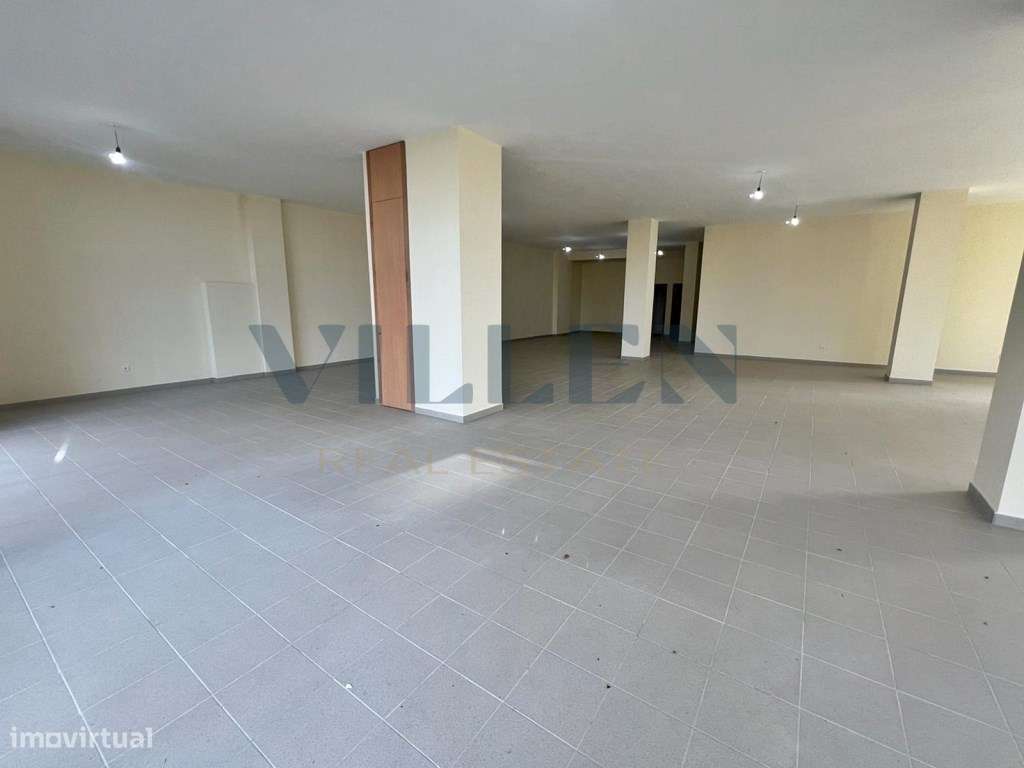 Loja no centro de Santo Tirso, Porto - Grande imagem: 2/10