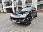 Porsche Cayenne - 3