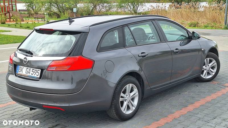 Opel Insignia - 24