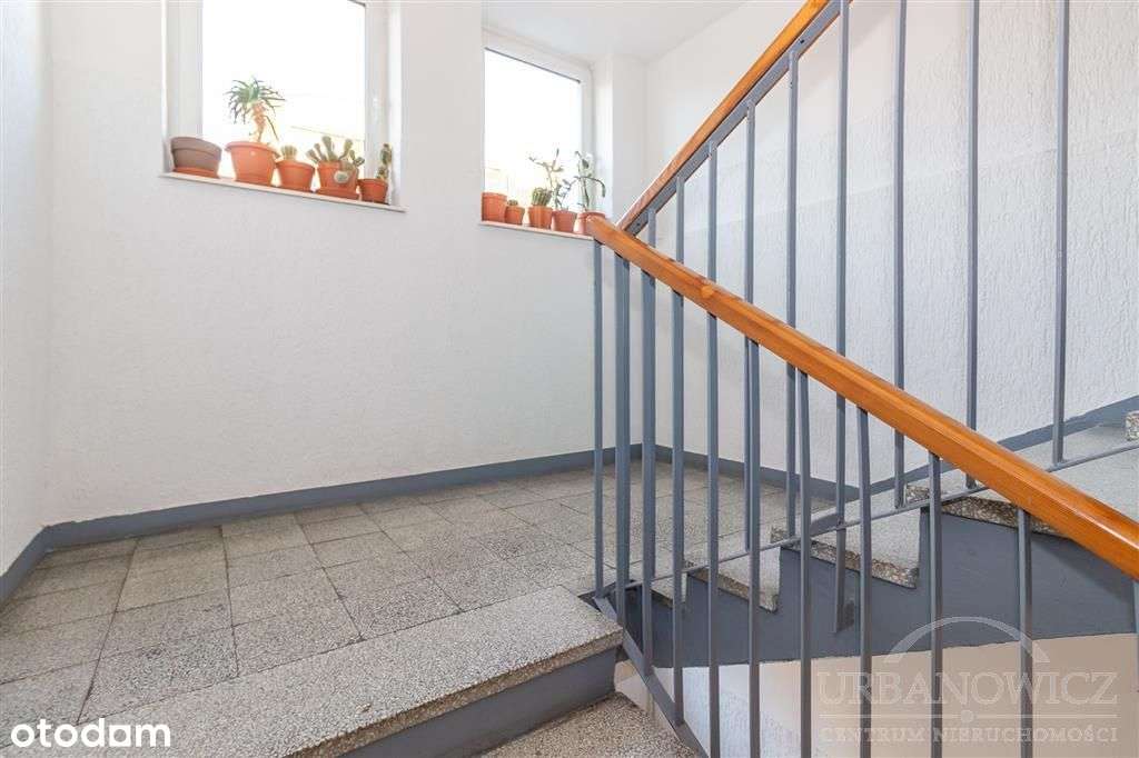 3-pok. mieszkanie na 1 piętrze z loggią i garażem.-11