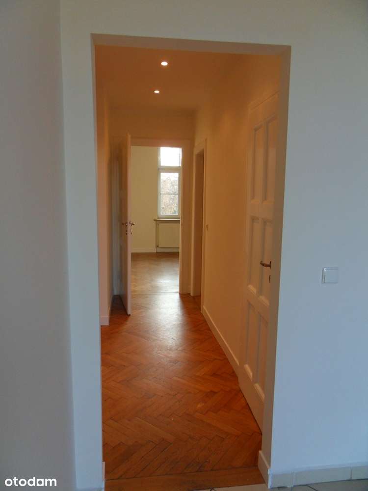 Do sprzedania mieszkanie o pow. 68 m kw. w centrum.-9