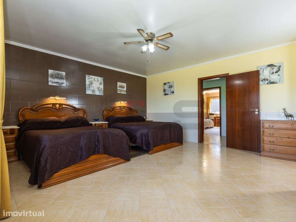 Moradia T3 Contemporânea com Grande Jardim em Rabo de Peixe , São M...-15