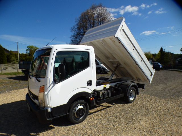 Nissan Cabstar 2008