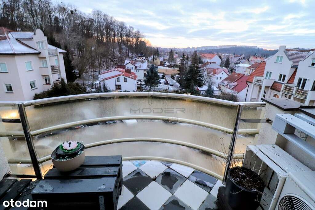 Przestronny apartament na zamkniętym osiedlu!-14