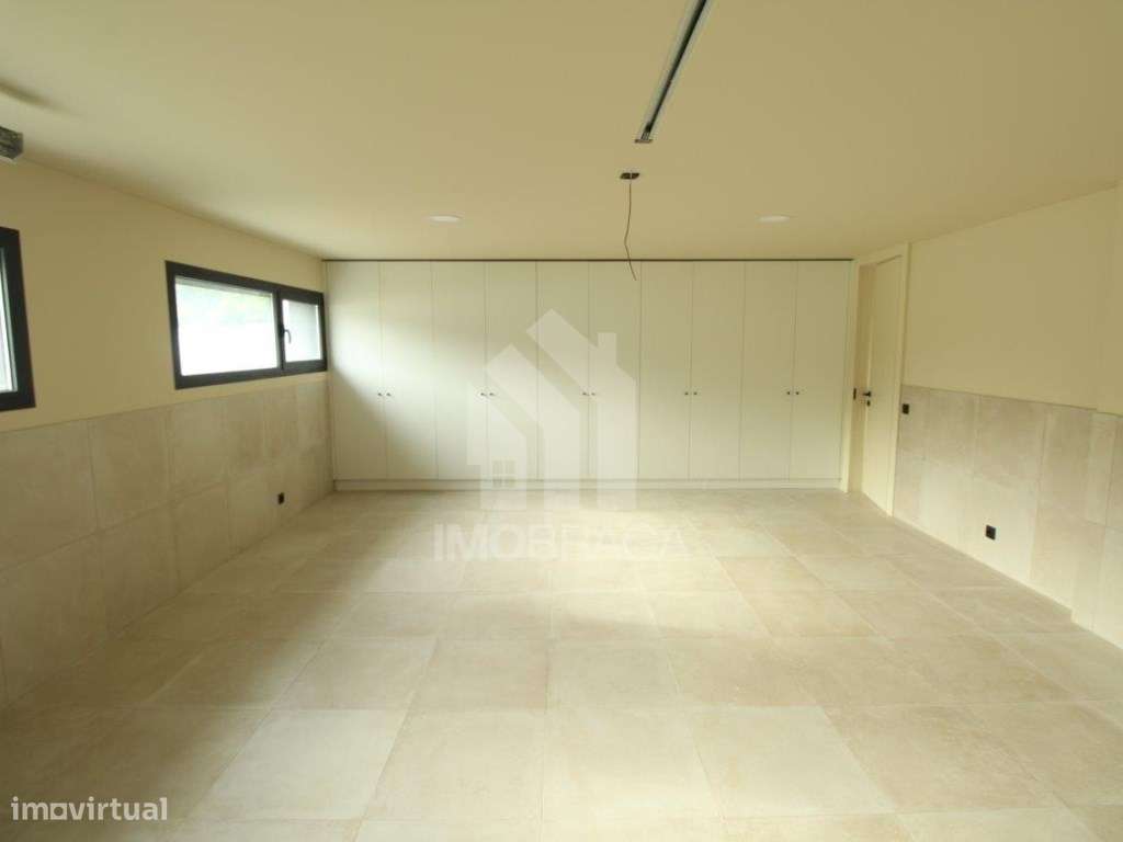 Moradia de Gaveto T3 Nova com 3 Suites | Pronta a Habitar | S. Pedr...-34