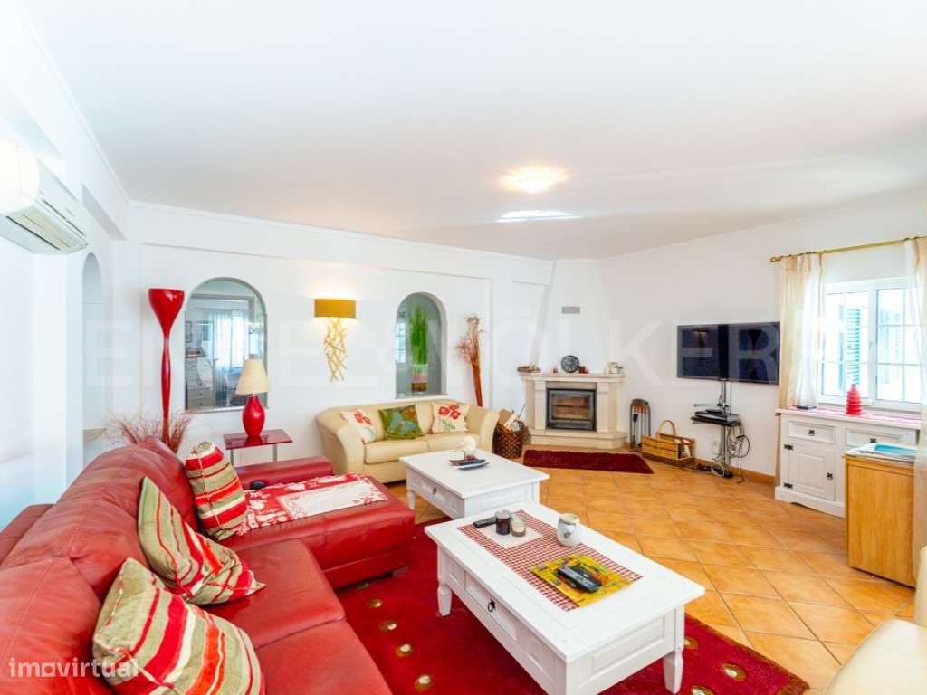 Moradia T3 com Piscina em São Brás de Alportel-5