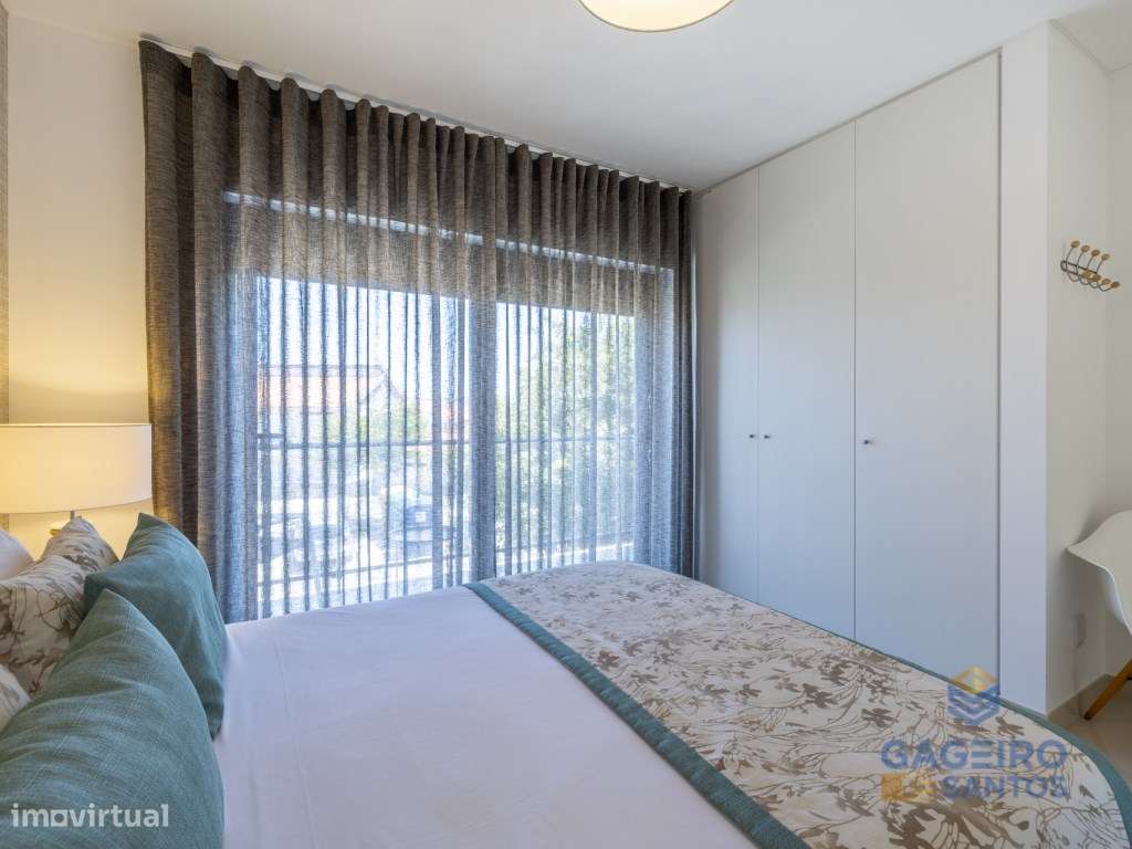 Moderna moradia T3 com piscina privativa-31