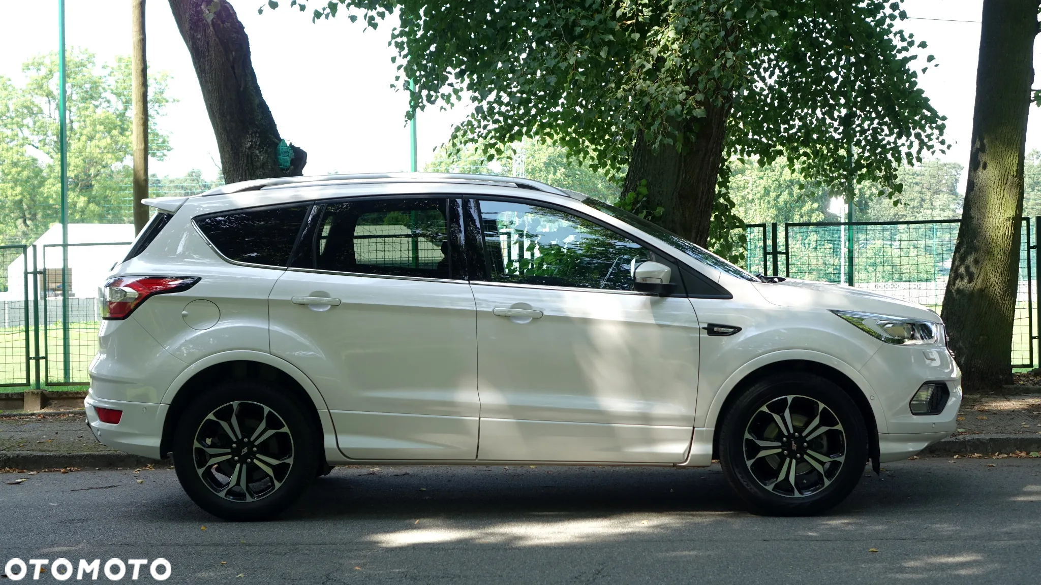 Ford Kuga 1.5 EcoBlue FWD Titanium - 37