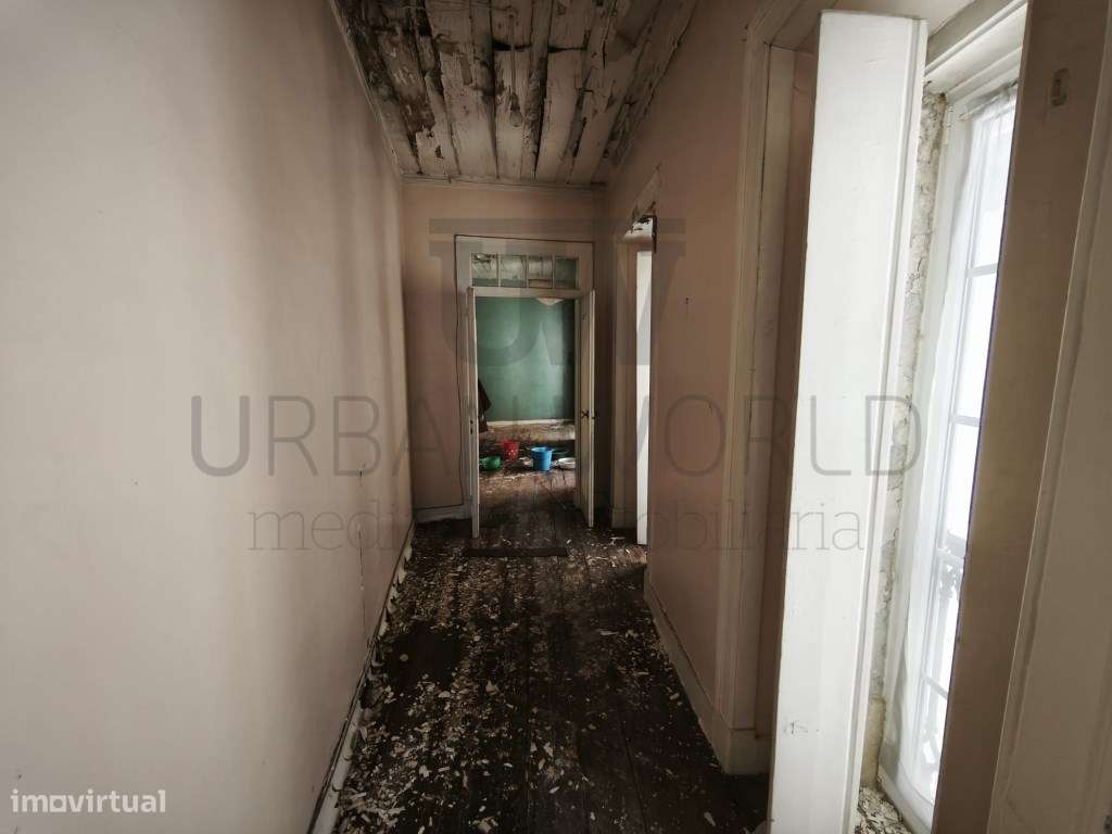 Prédio P/ Recuperar, Estrela - Lisboa, 398m2-14