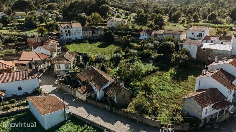 Moradia T2 / Seia, Carragozela e Várzea de Meruge - Grande imagem: 4/20