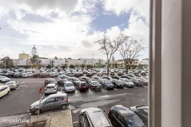 APARTAMENTO | 2 Quartos | 1 Casa de Banho | Renovado | Arrecadação | �-5