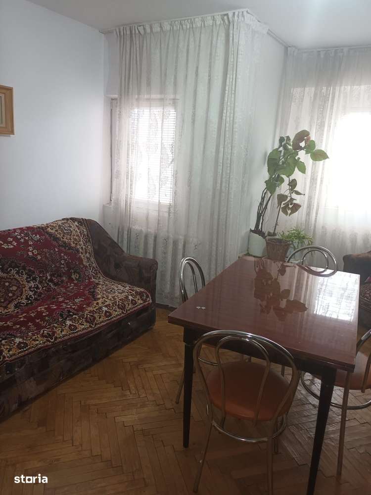 3 camere, mobilat și utilat, centrala proprie, bloc 1989, stradal-9