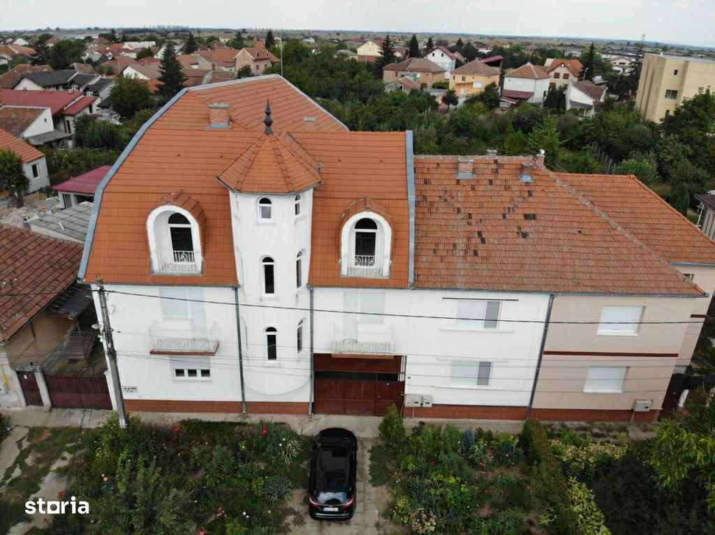 Exclusivitate ! Ideal investitite ! 2 case + 10 ari teren , str. Dara-1