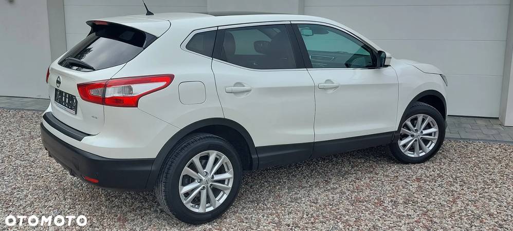 Nissan Qashqai 1.2 DIG-T N-Vision - 6