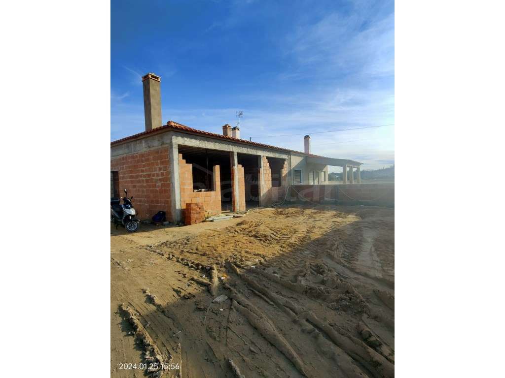 Moradia T3 em Foros de Almada - Grande imagem: 5/9