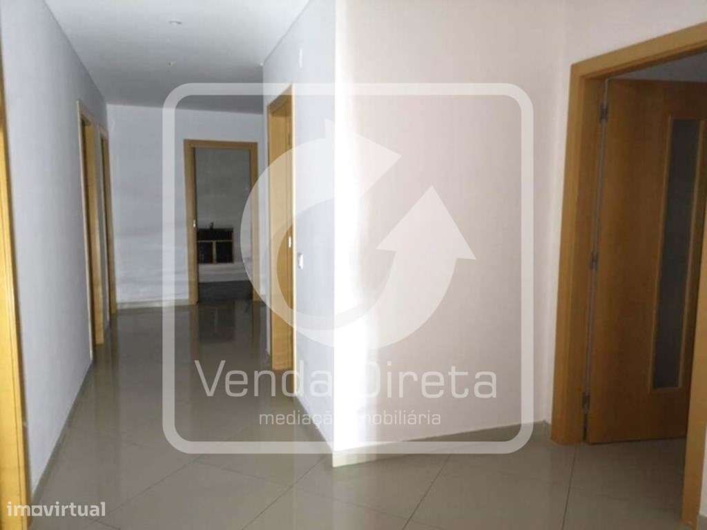 Apartamento T4 com 194 m² e arrecadação, no Pinhal Novo - Arrendado... - Grande imagem: 5/21