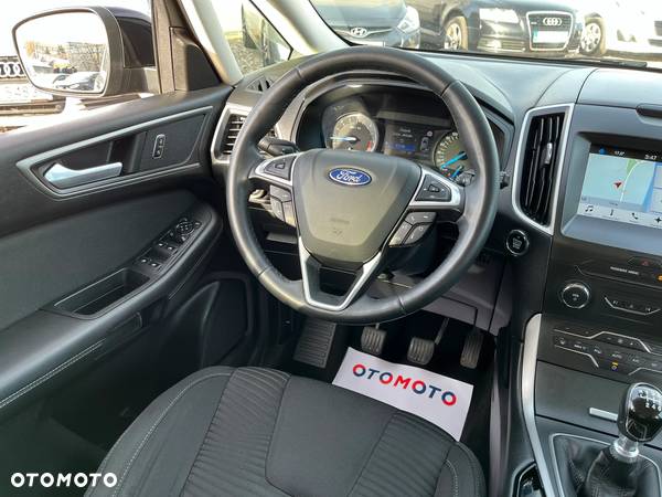 Ford S-Max - 20