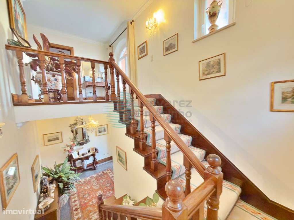 Moradia V5 com terreno com 2075m2, vista de mar-33